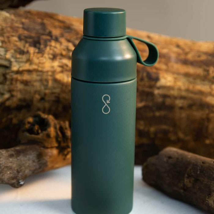 Haf Award winner. 100% recycled insulated water bottle-forest green (5)