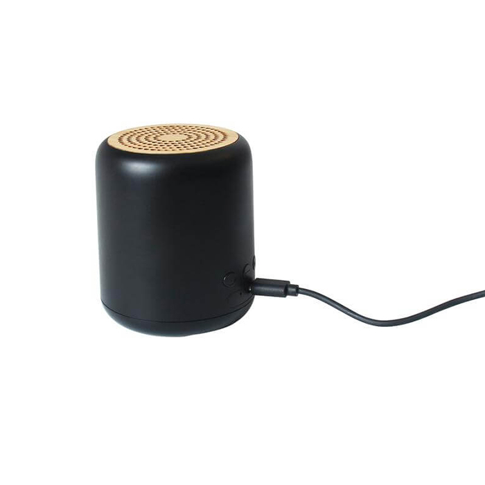 Recycled certified 5W wireless speaker (2)