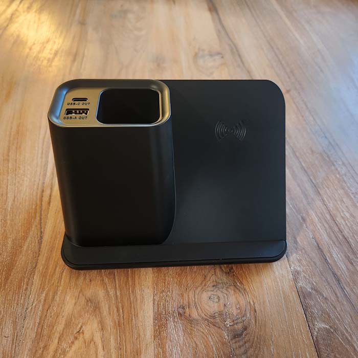 Wilcon Pen holder with wireless charger. Light up logo (2)