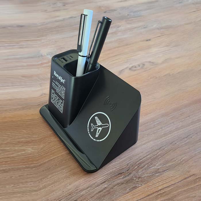 Wilcon Pen holder with wireless charger. Light up logo (4)