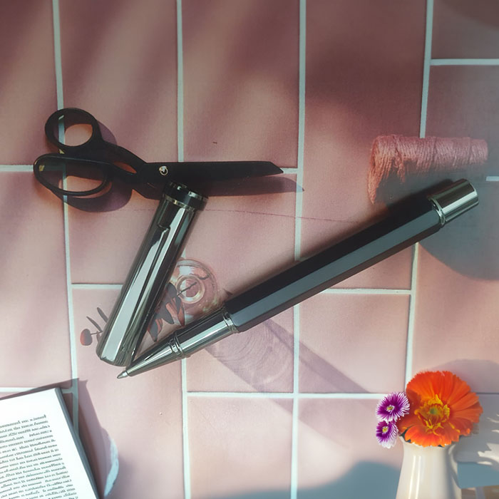 Panemorfi Roller metal pen. Luxury redefined. (2)