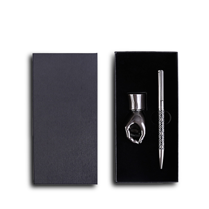Eklept Luxury pen with a brass wrist stand. VIP (5)