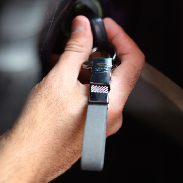 Mafatih Keychain in PU and metal finish. (2)