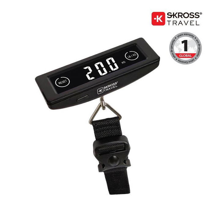 Omosa SKROSS LCD touchscreen premium digital luggage scale.