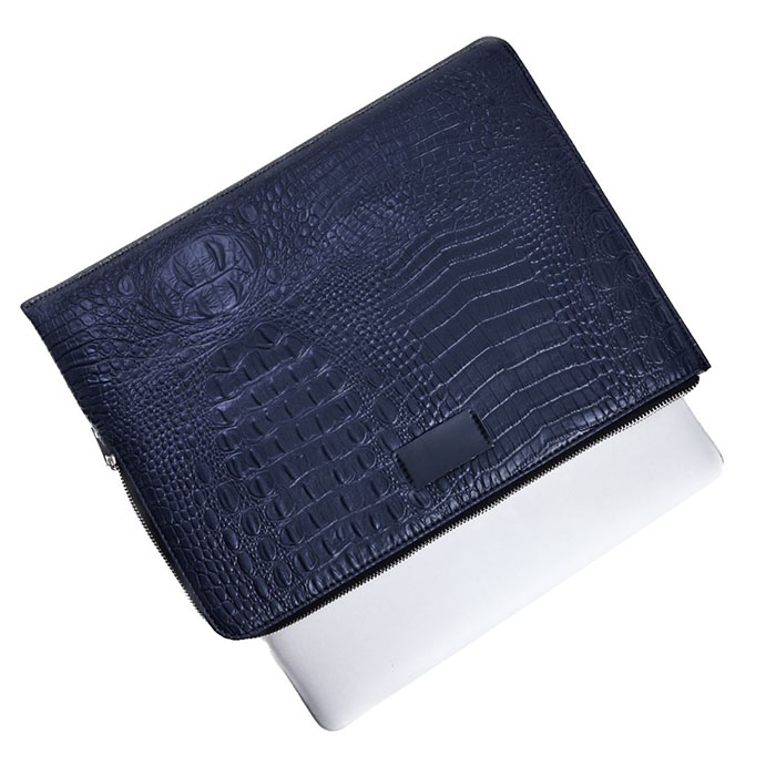 Anagni Protective Crocodile Leatherette Laptop Sleeve (1)