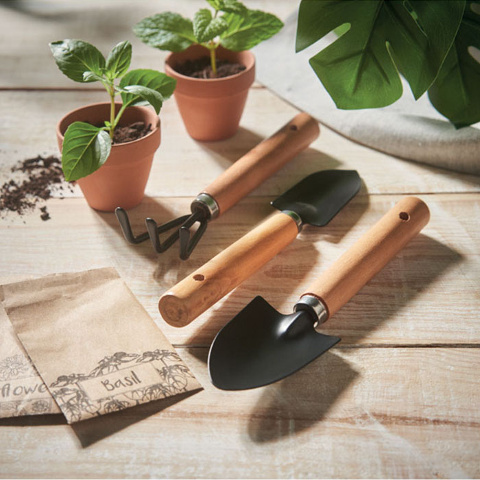 Miraj 3 garden tools in RPET pouch (2)