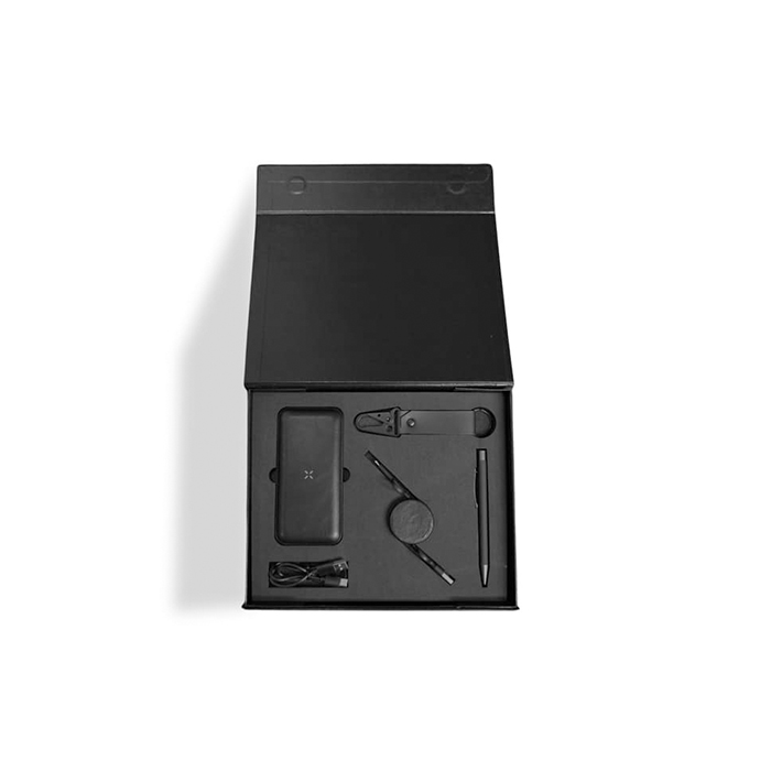 Gift Set 10 Elegant gift set with black leather accessories (5)