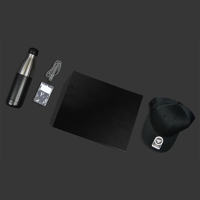 Gift Set 3 Sporty gift set cap, phone holder bottle (2)