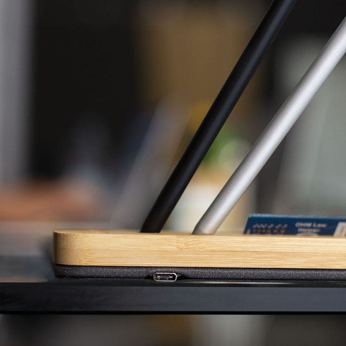 Lyric 10 W wireless charger mousepad (1)