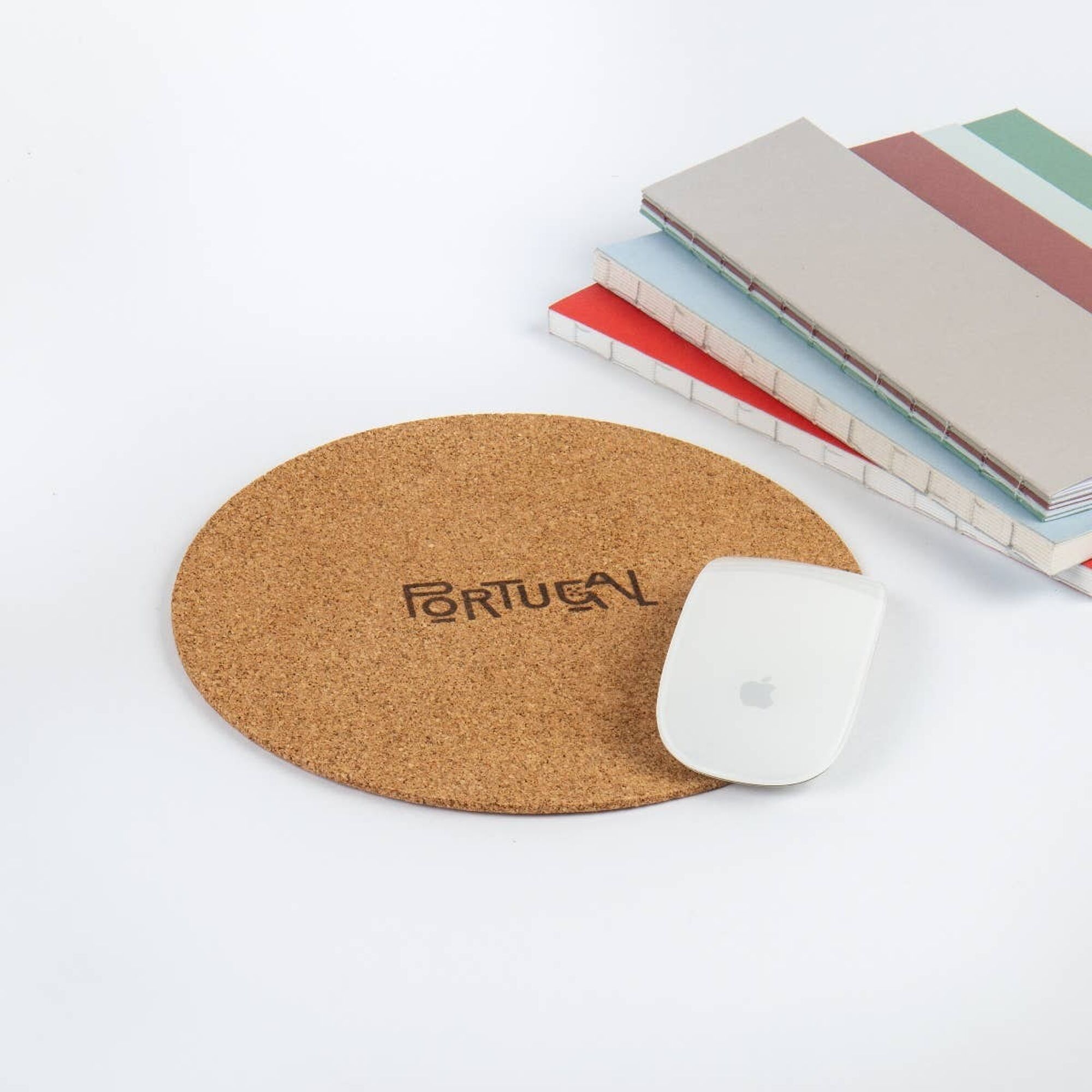 Synergi Mousepad round in cork material (2)