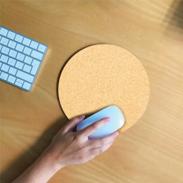Synergi Mousepad round in cork material (2)