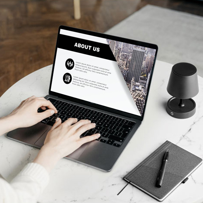 Lofwyn USB rechargeable table lamp.