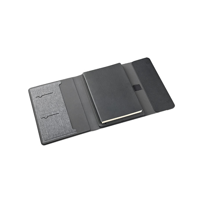 kevin Recycled 3-In-1 magsafe charging (3)