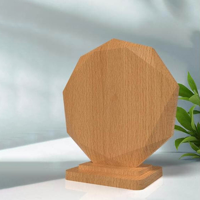 Prestige Recycled beech wood trophy (4)
