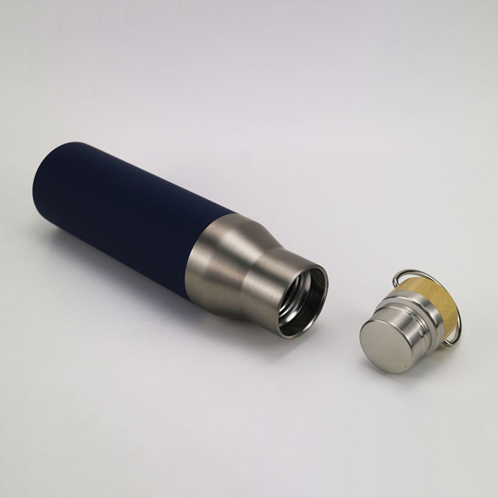 Jackson Eco-friendly, double-wall stainless steel flask 600 ML (8)