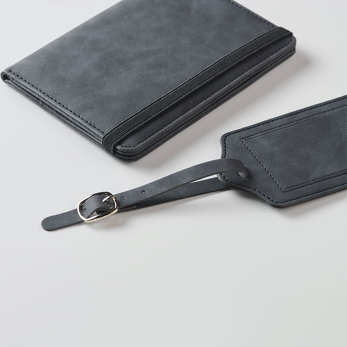 Bella Passport and luggage tag se (3)