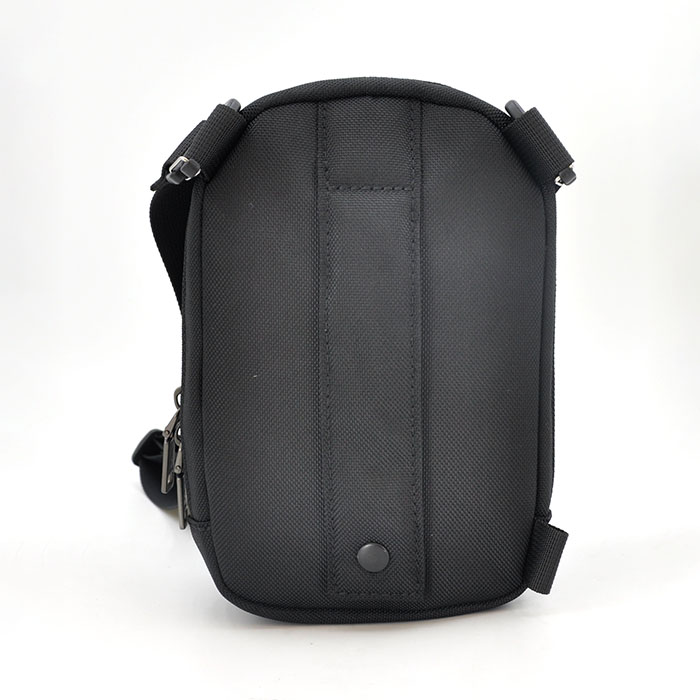 Medgar Modern sling bag (5)