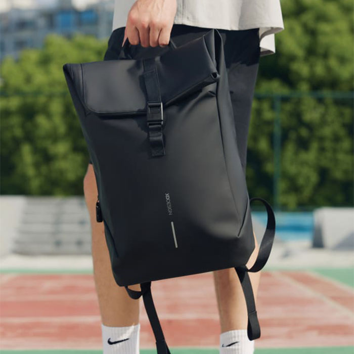 Tervan 16-inch roll top bag by XD design. (19)