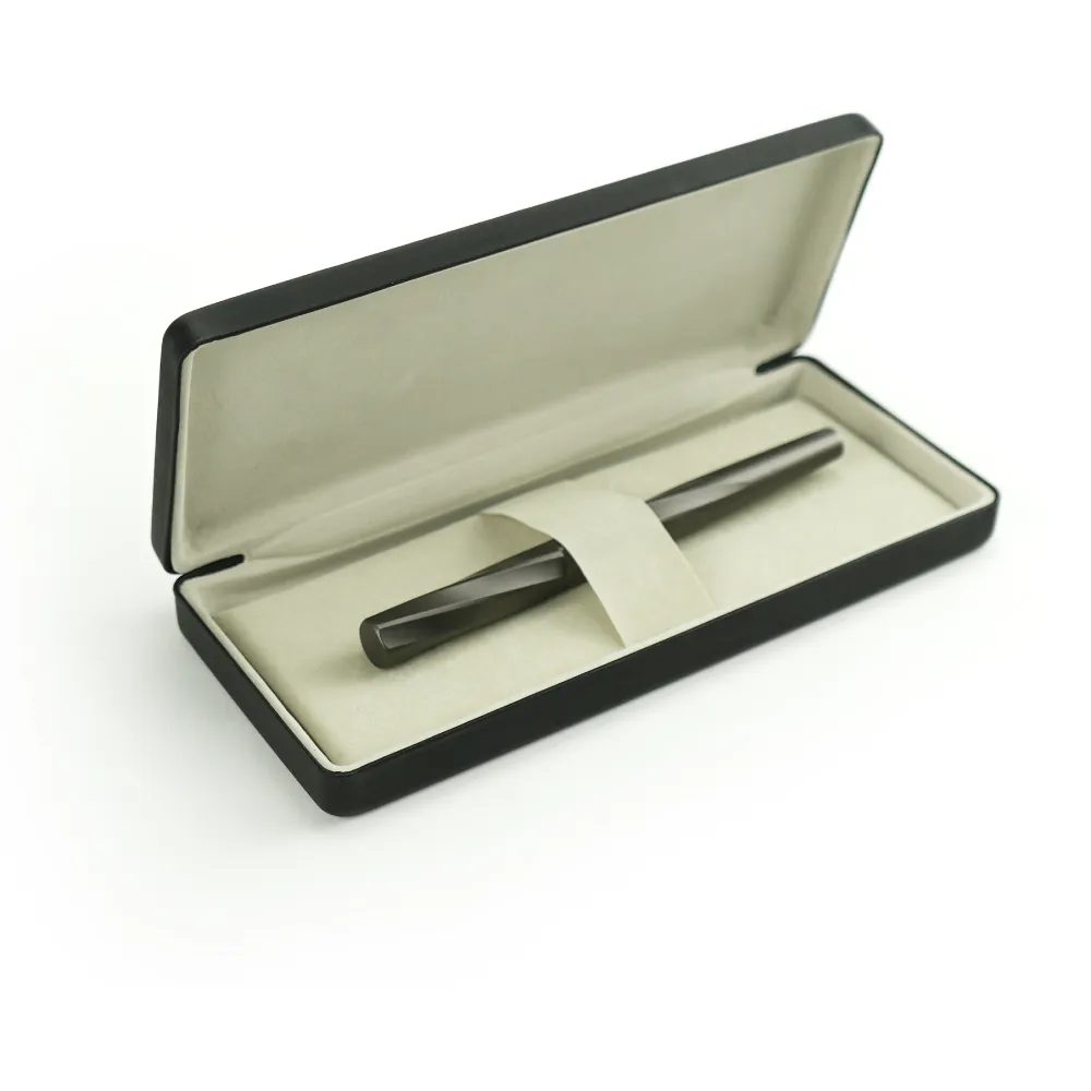 Hobbs Swirl design pen in PU leather box (2)